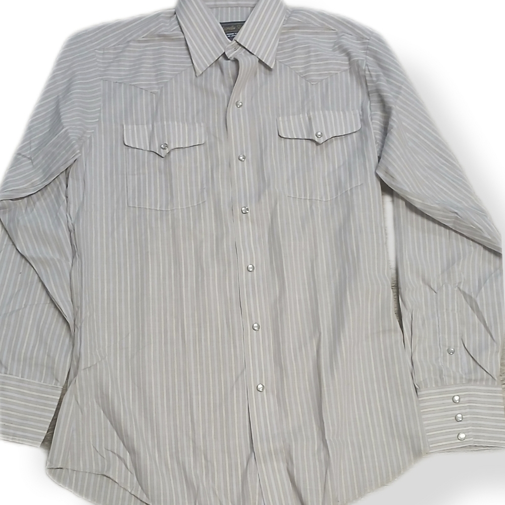 Men's Light Gray Stripe Button-Down Shirt